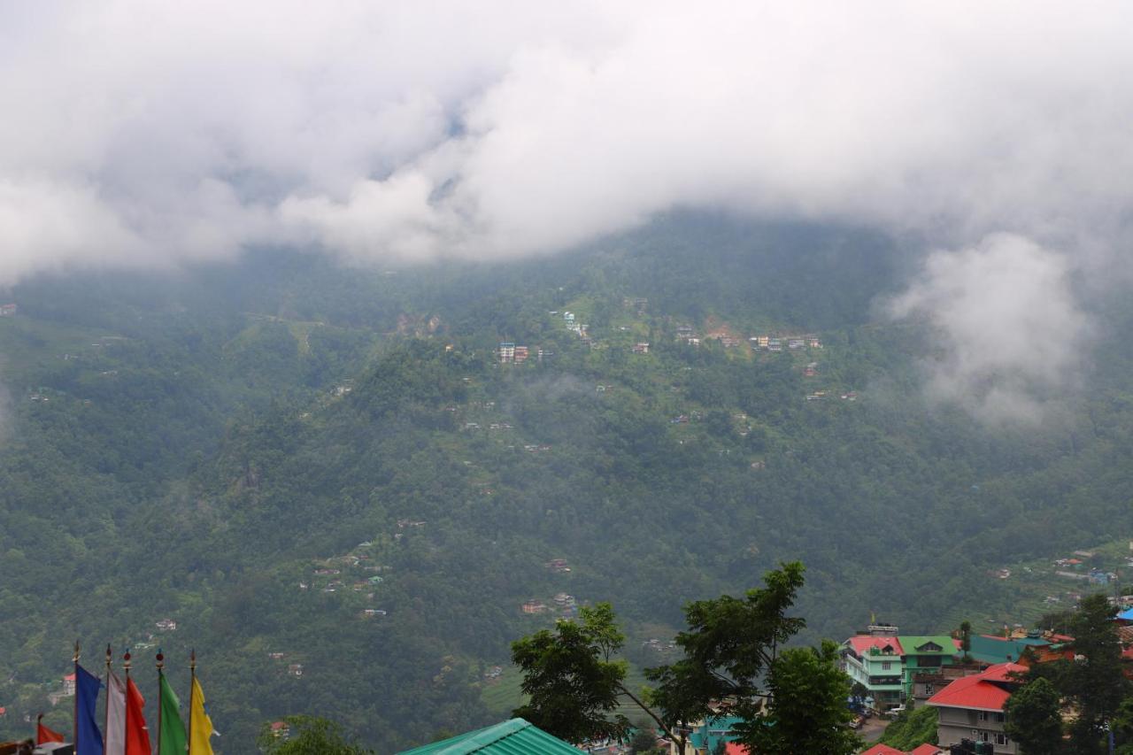 The Cms Group-Hotel Iinorri Gangtok Dış mekan fotoğraf
